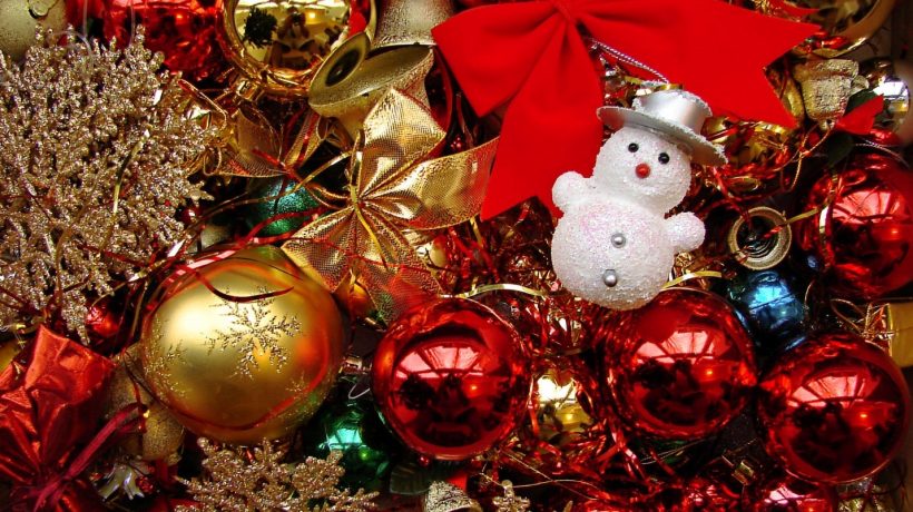 How to make your own Christmas hampers