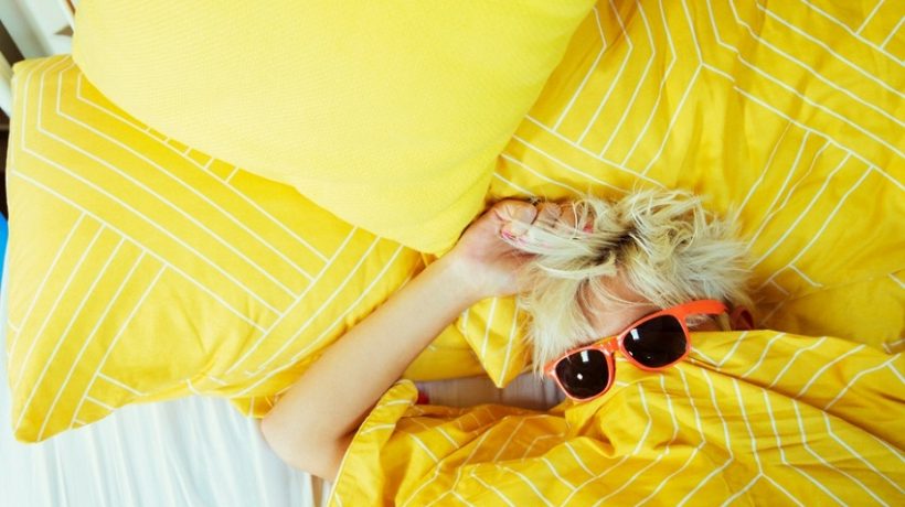 8 effective ways to overcome jet lag