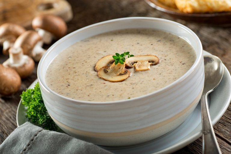 Mushroom cream the recipe for a nutritious and healthy dish 