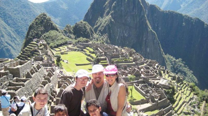 TRAVEL GUIDE TO MACHU PICCHU
