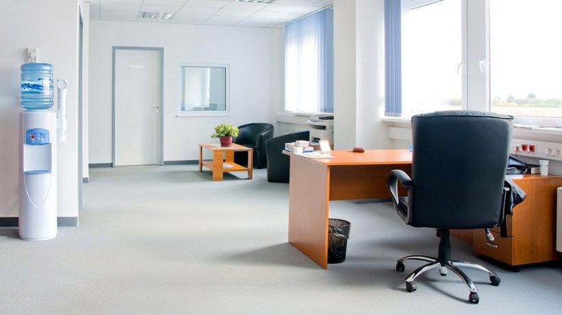 4 Essential Features of Furniture That Will Go Well With Your Office