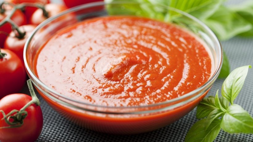 How to make homemade tomato sauce