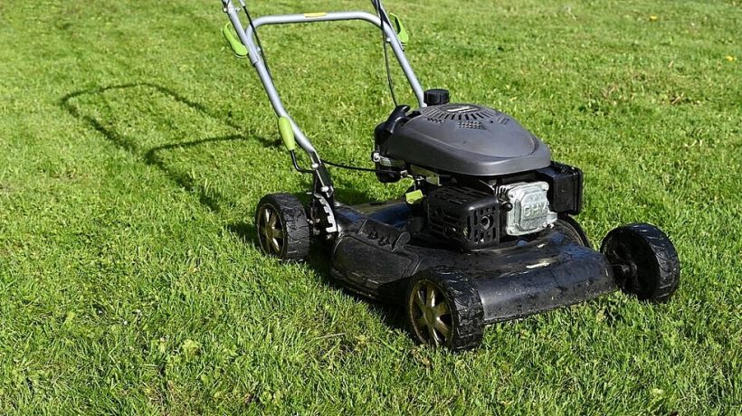 Why You Should Only Buy Authentic Parts for Your Briggs and Stratton Mowers 