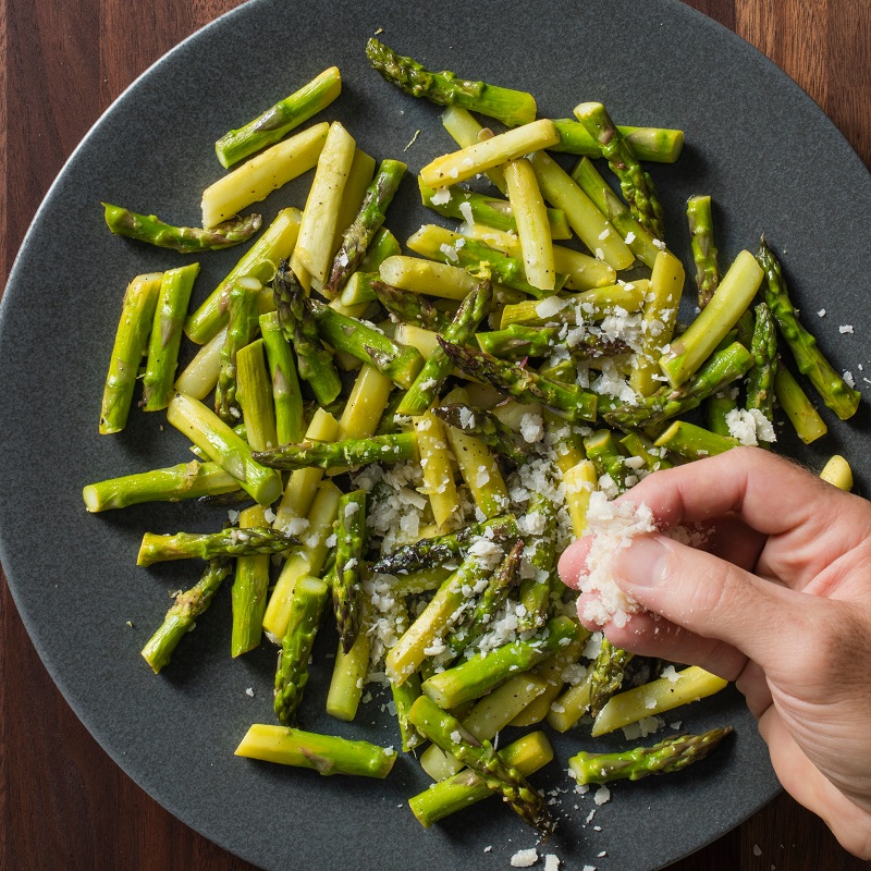 steam asparagus