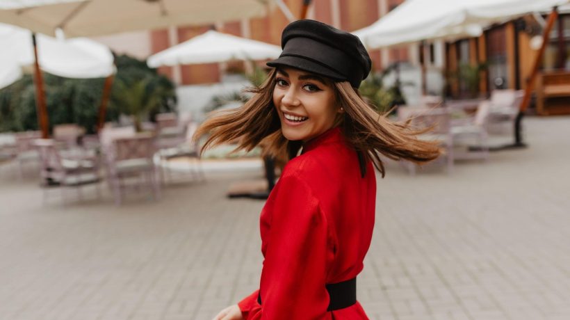 Accessorize like a Pro: Tips and Tricks for pairing hats with outfits