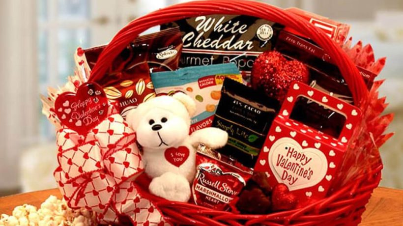 Cheapest Valentine’s Day Baskets for Her