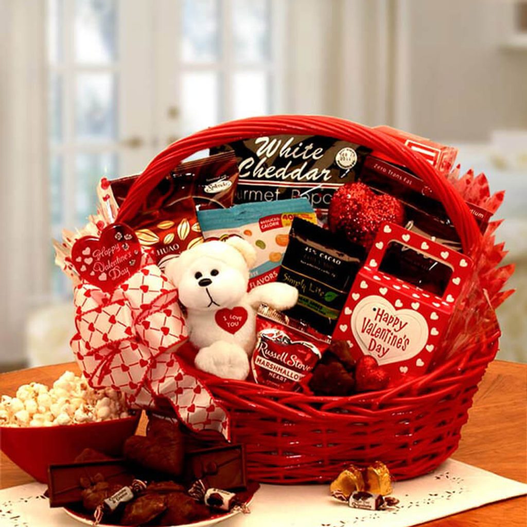 Cheapest Valentines Day Baskets for Her