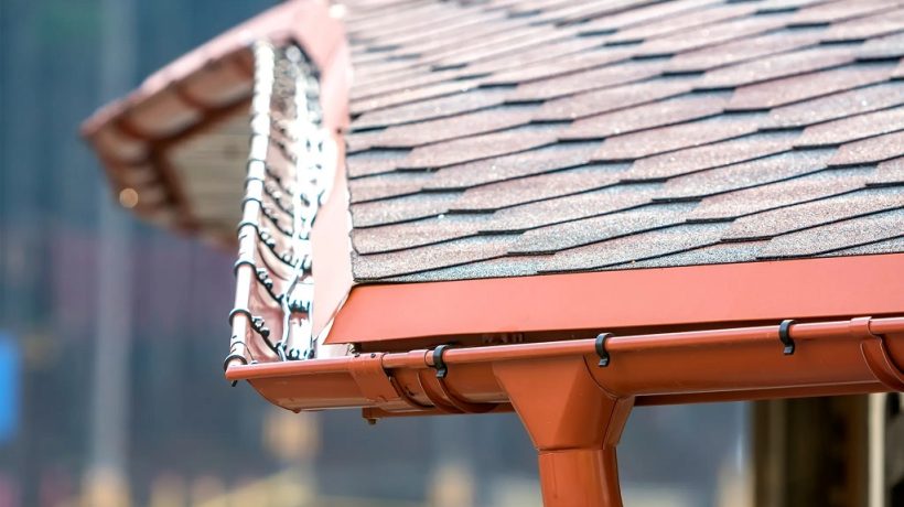How Much Gutter Slope Downspouts at Either End