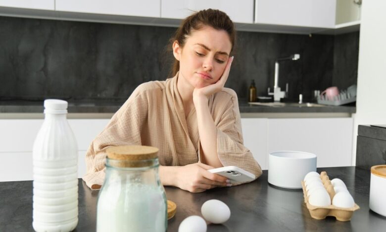 What is the common mistake when making yogurt?
